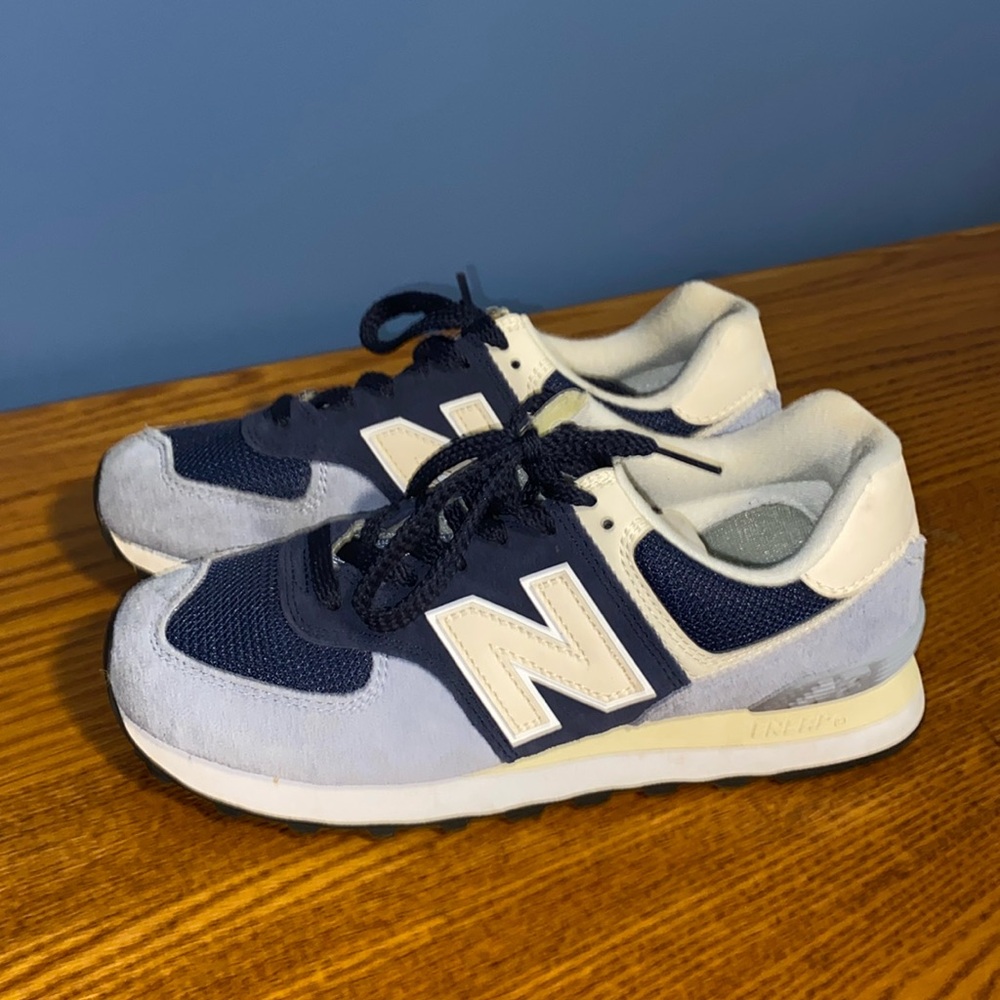 Women’s New Balance 574